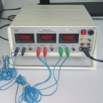 Trokanalna elektronska štoperica